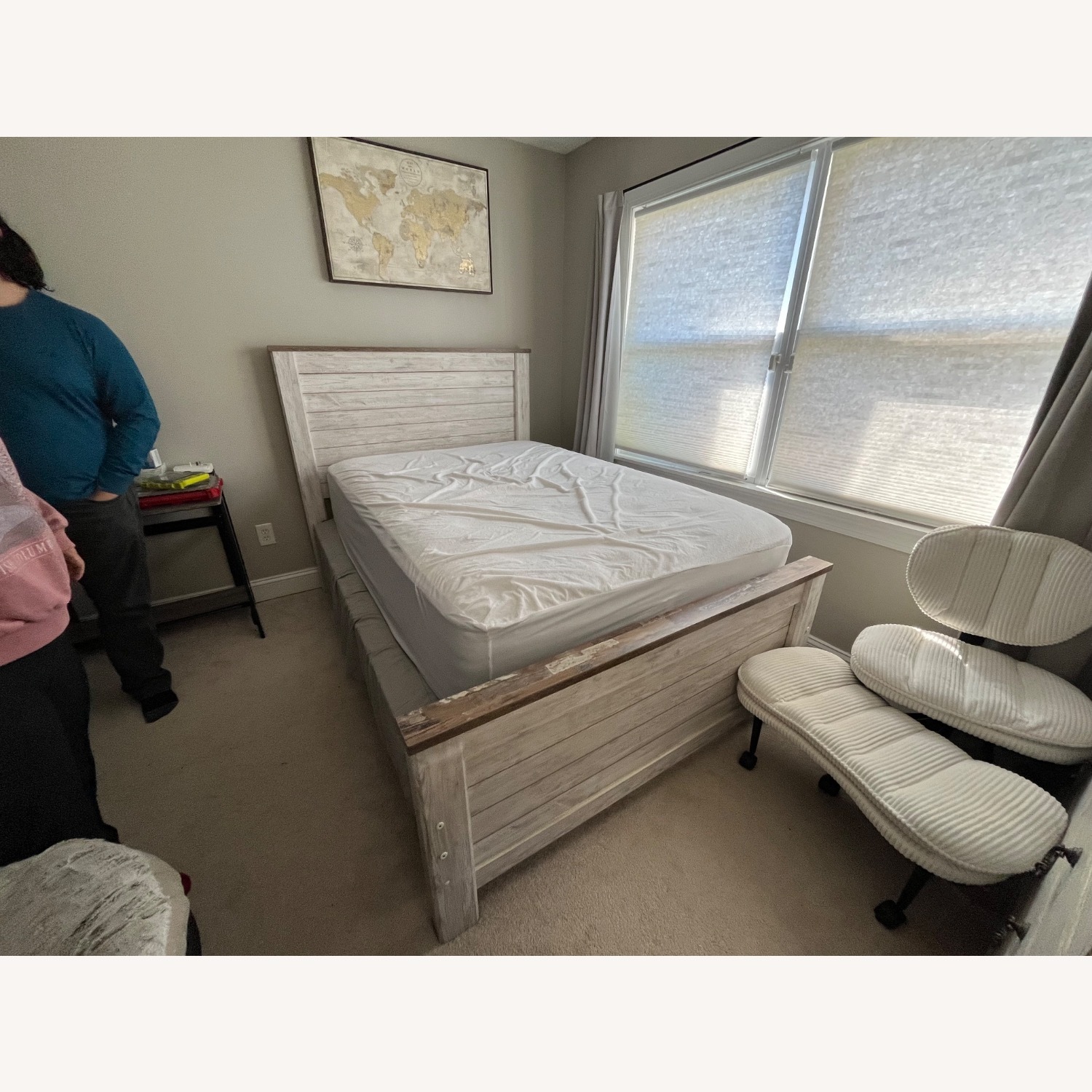 Ashley Furniture Wood Willowton Full Panel Bed - image-2