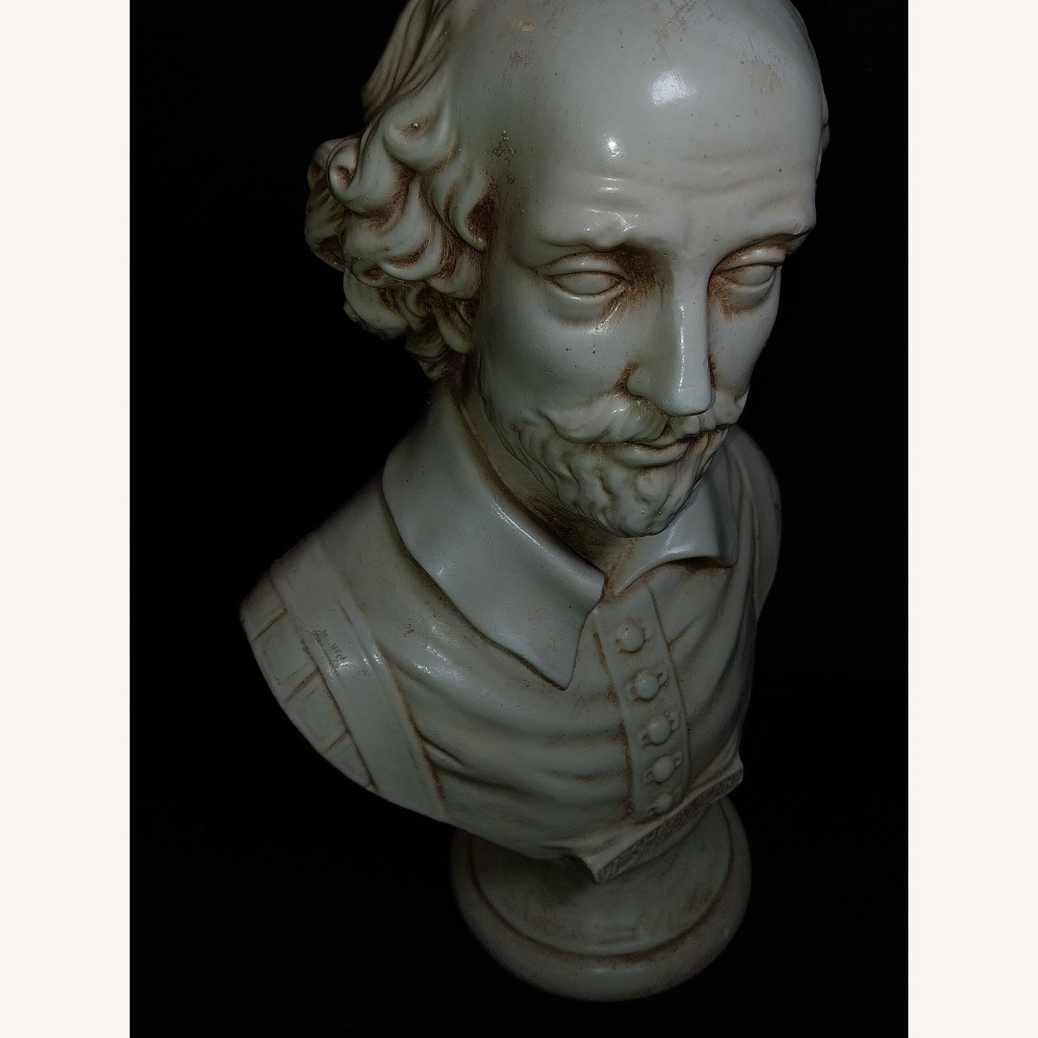 William Shakespeare Ceramic Bust - image-9
