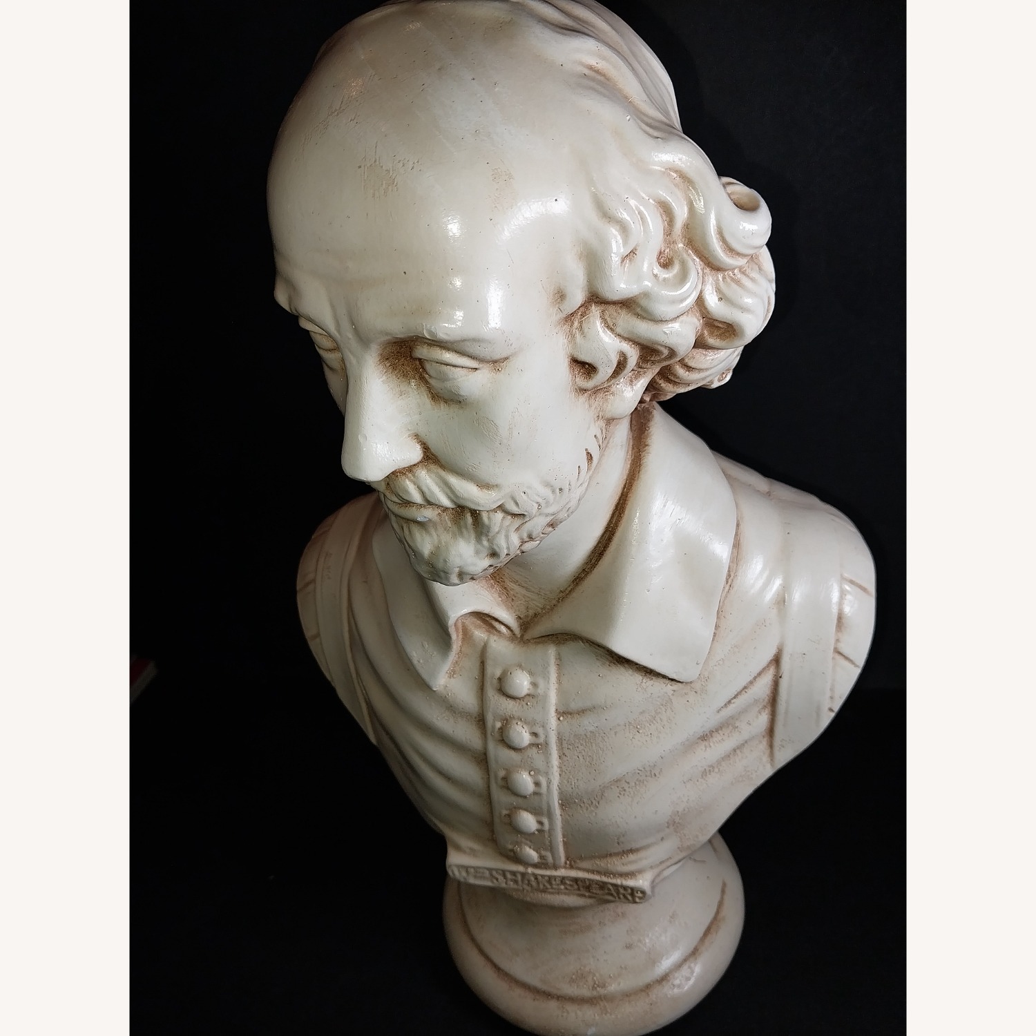 William Shakespeare Ceramic Bust - image-8