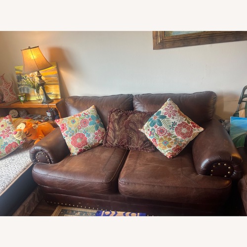 Used 3 Seater Sofa for sale on AptDeco