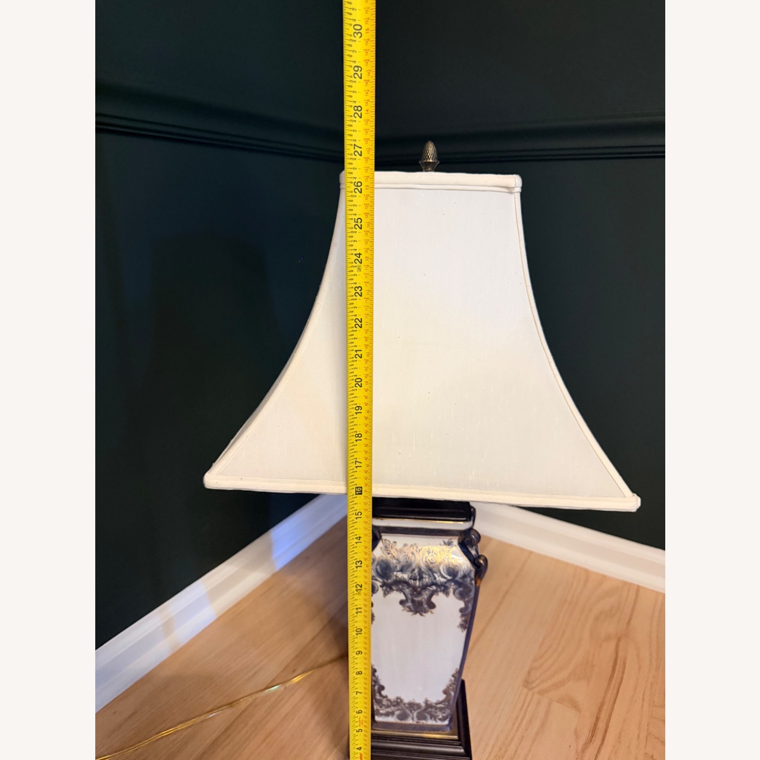 Bombay Company Ceramic Table Lamp - image-7