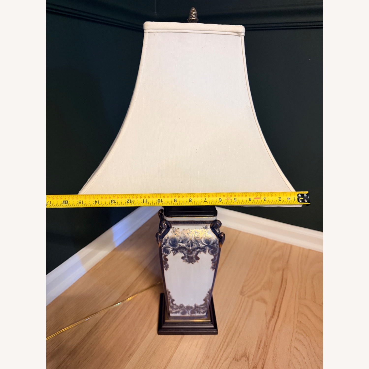 Bombay Company Ceramic Table Lamp - image-9
