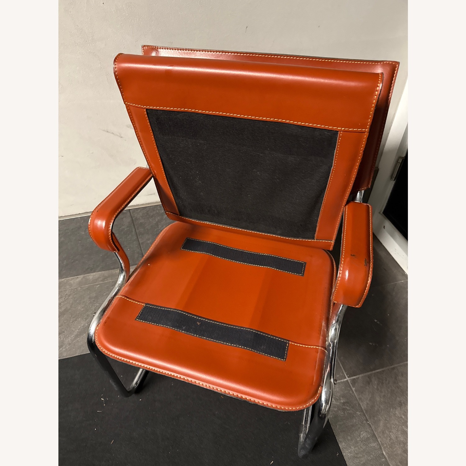Vintage Marcatré "Uno Arm" Cantilever Leather Chair - image-8