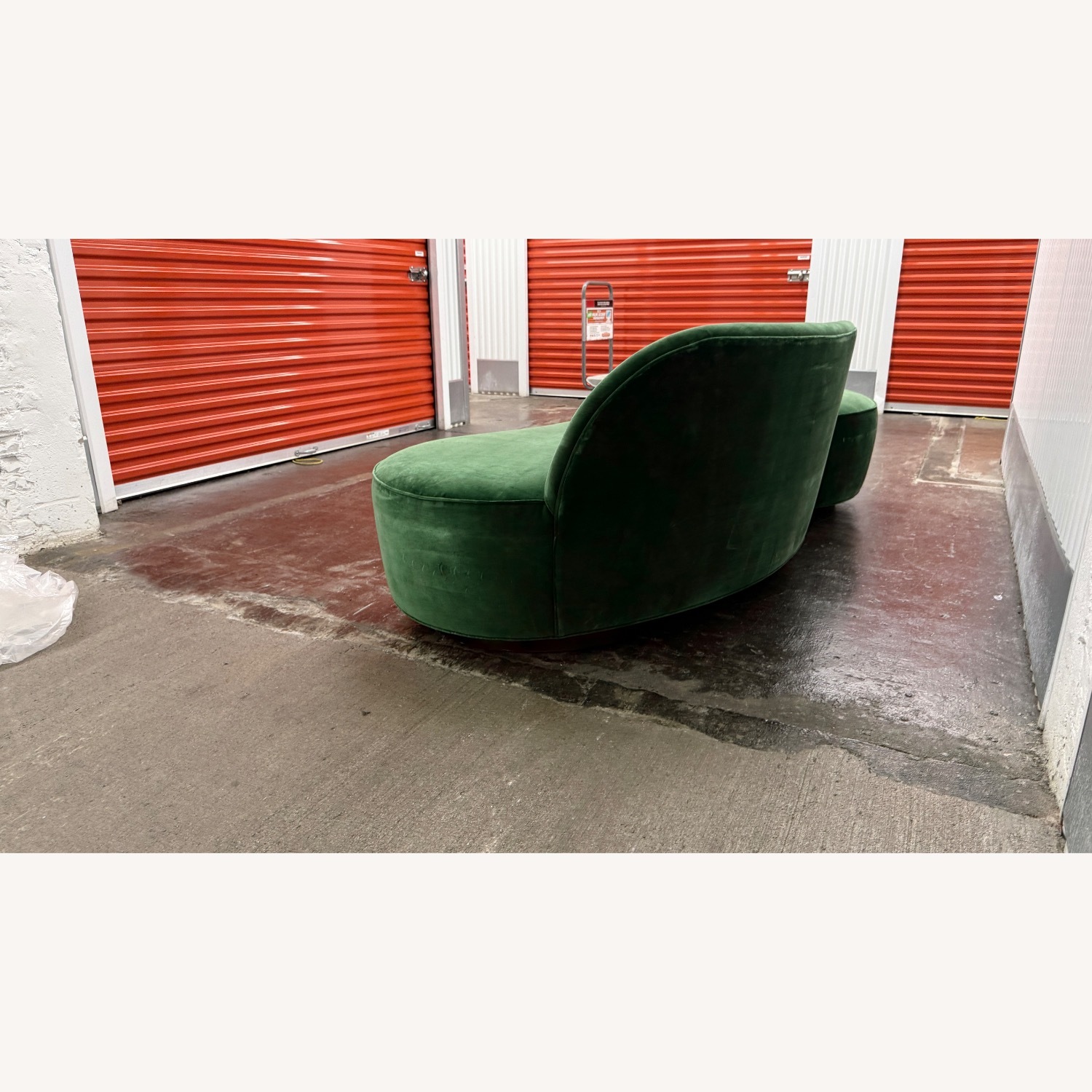 Julian Chichester Chaise Lounge Sofa - image-3