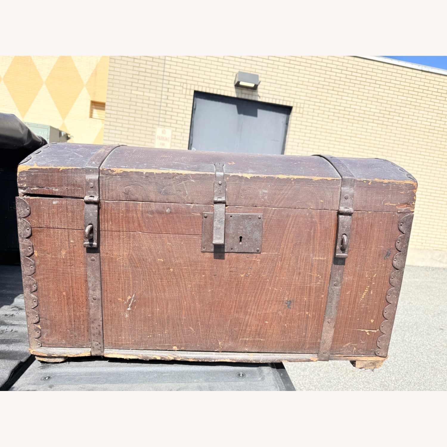 Vintage/Antique Finds Dark Brown Wood Chest - image-9