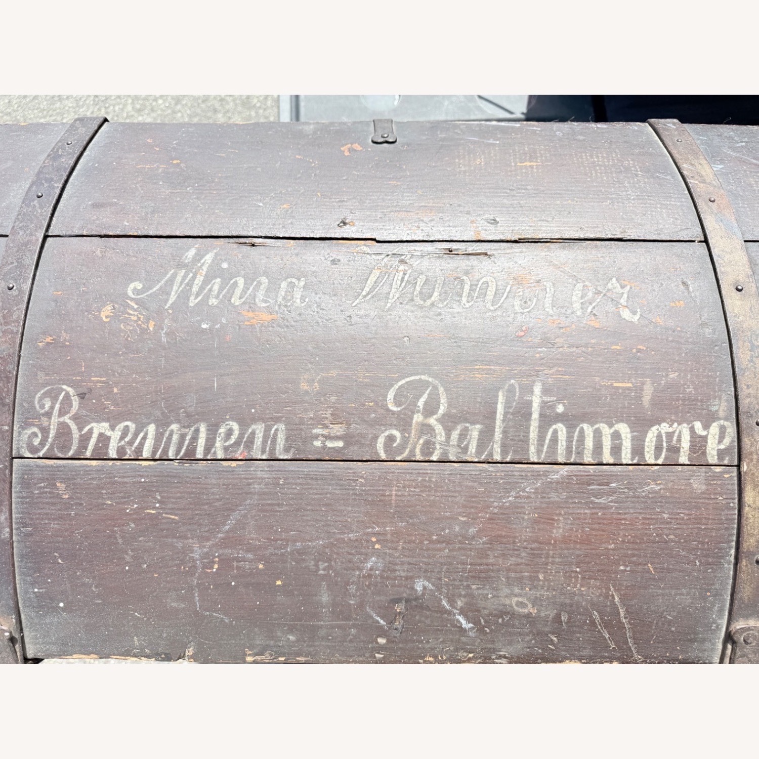 Vintage/Antique Finds Dark Brown Wood Chest - image-18