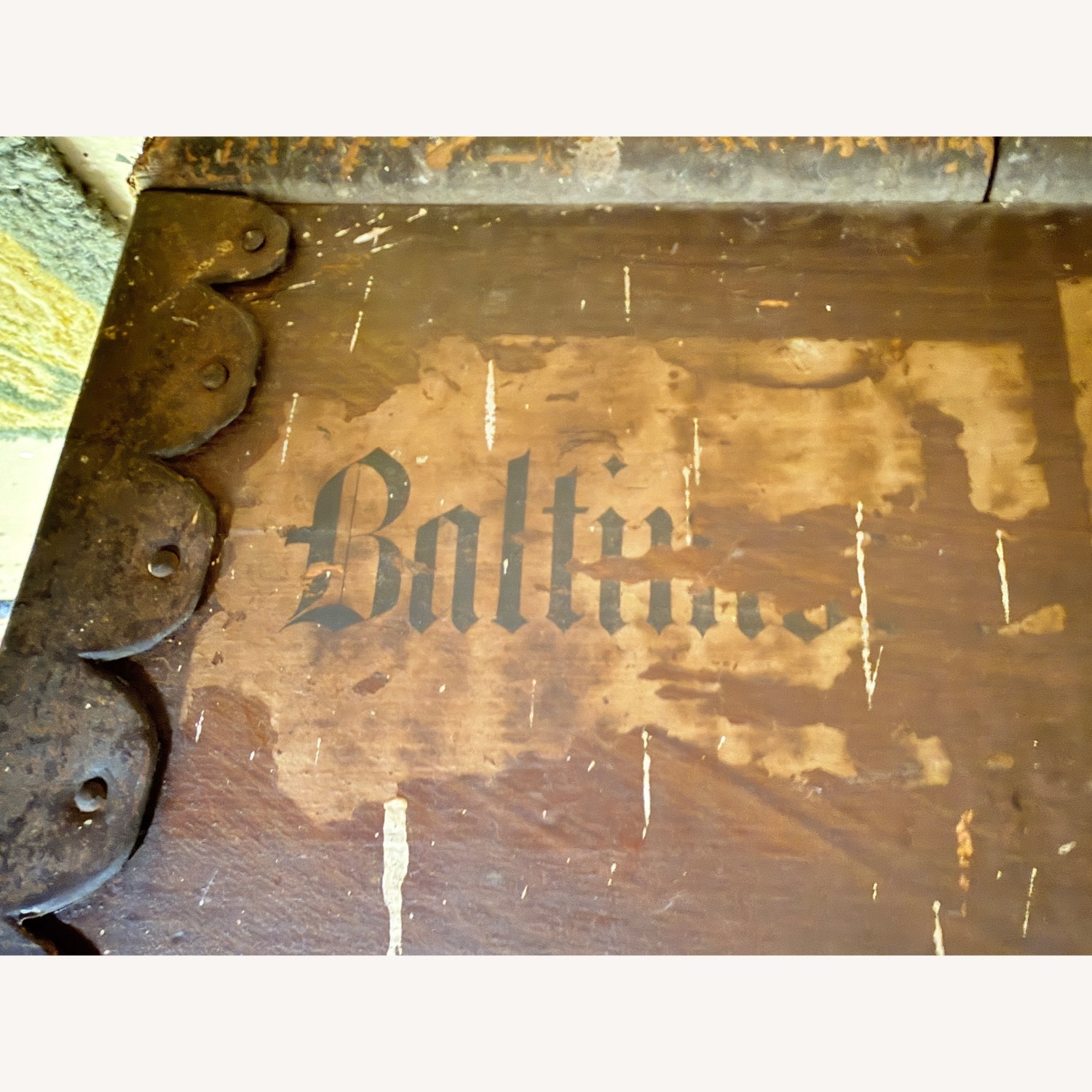 Vintage/Antique Finds Dark Brown Wood Chest - image-12