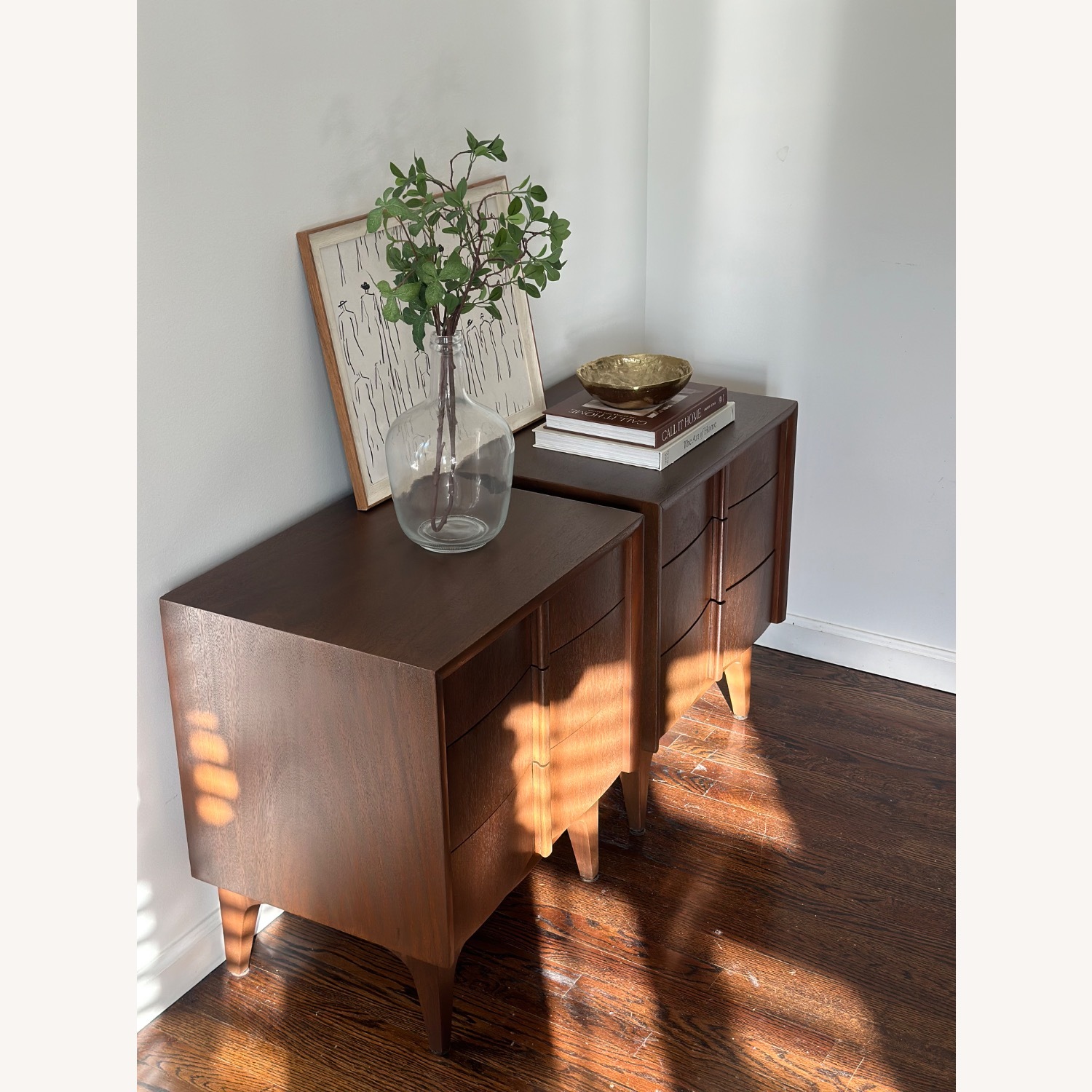 Pair of Mid-Century Modern Nightstands - image-12