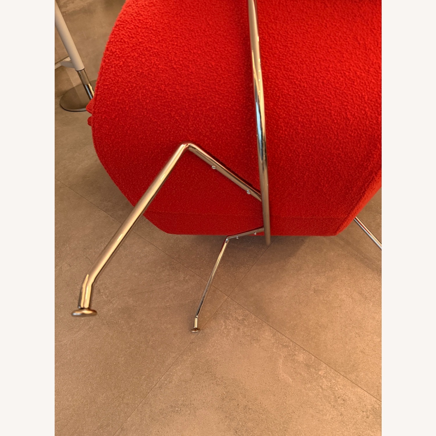 Knoll Womb Living Lounge Chair & Ottoman - image-7