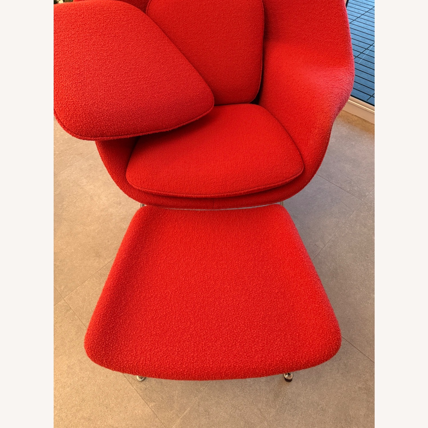Knoll Womb Living Lounge Chair & Ottoman - image-3