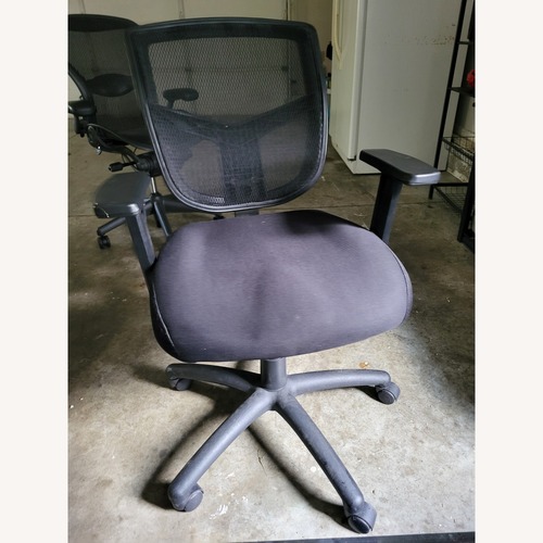 Used Black Office Chair for sale on AptDeco