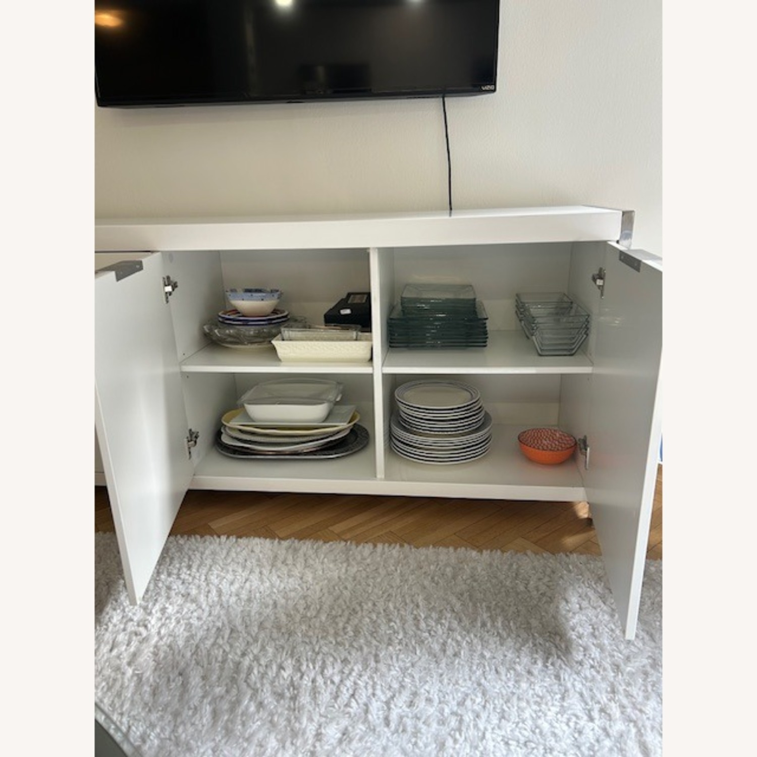 White Lacquer Sideboard - image-2
