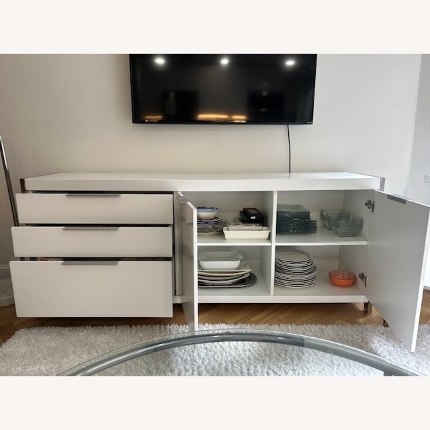 White Lacquer Sideboard - image-3