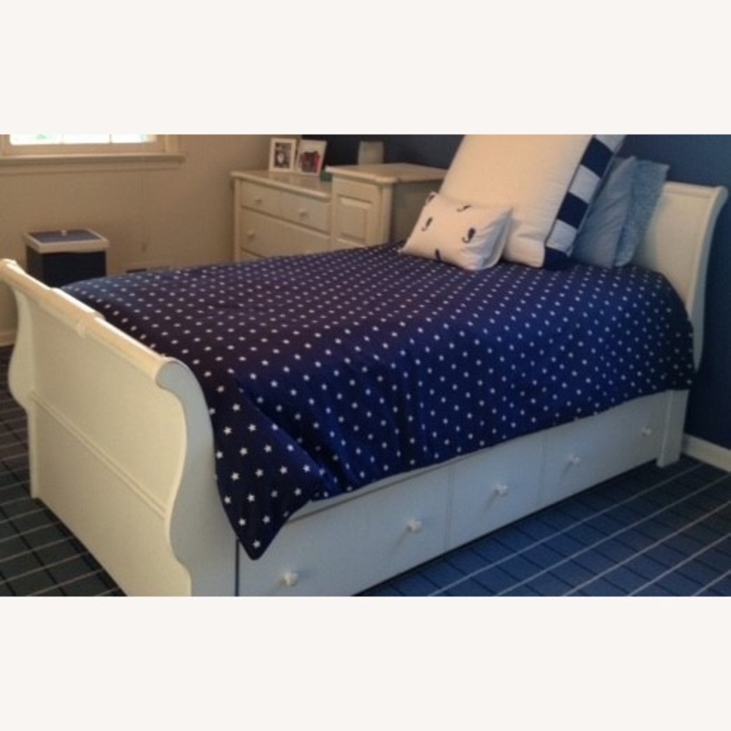 Kids Room Sleigh Bed - image-3