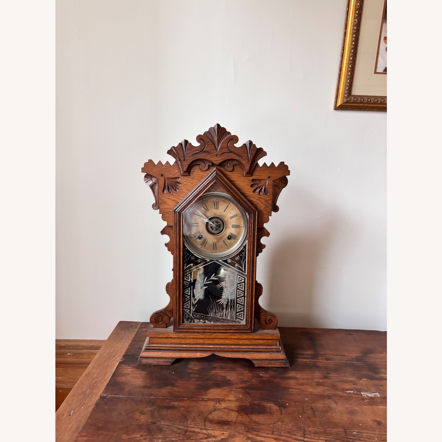 Vintage/Antique Dark Brown Wood Décor - image-2