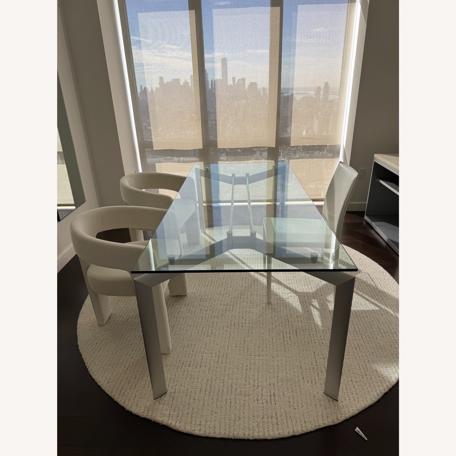 Seccose Metra Glass Dining Table – Makio Hasuike - image-2
