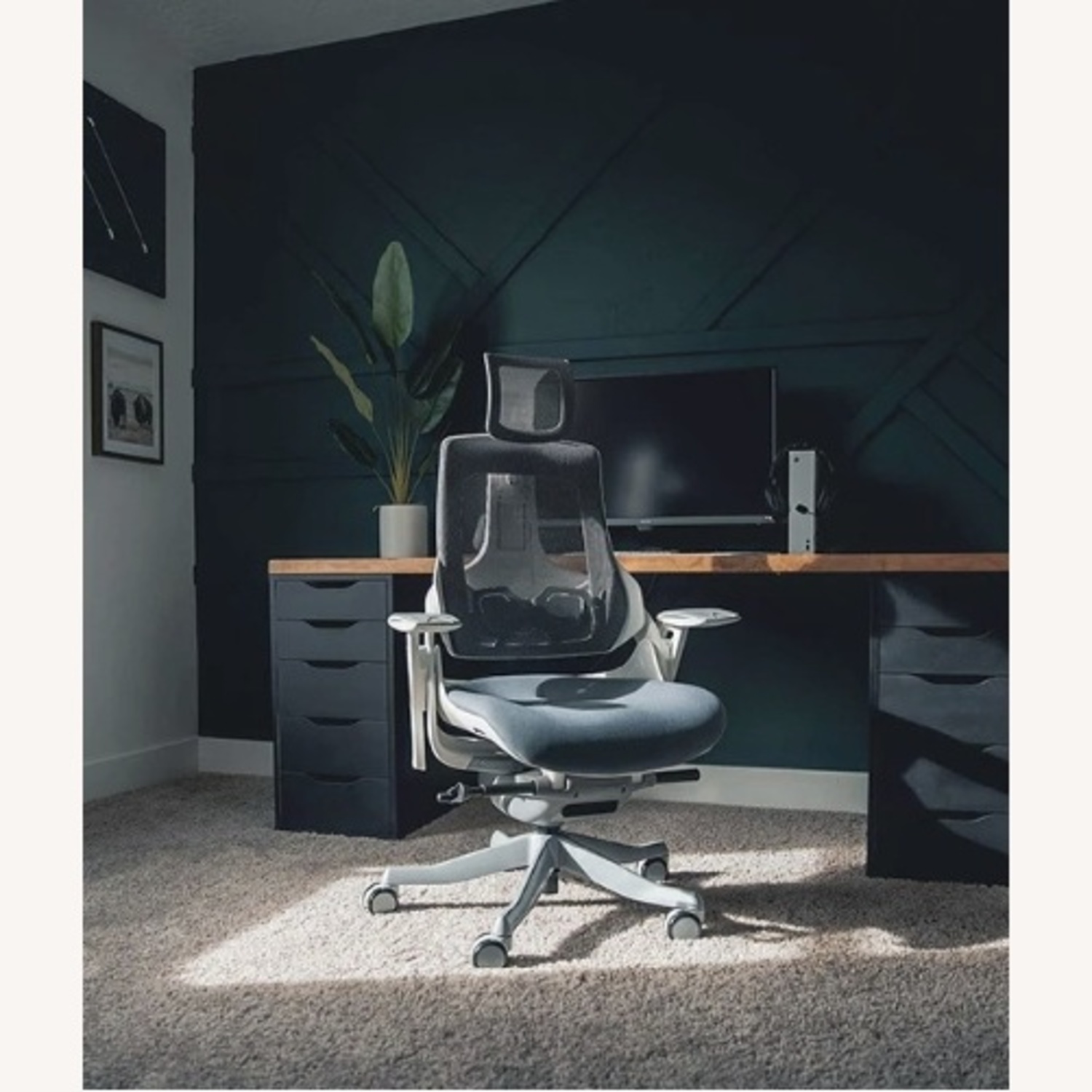 UPLIFT Desk Pursuit Ergonomic Chair - image-4