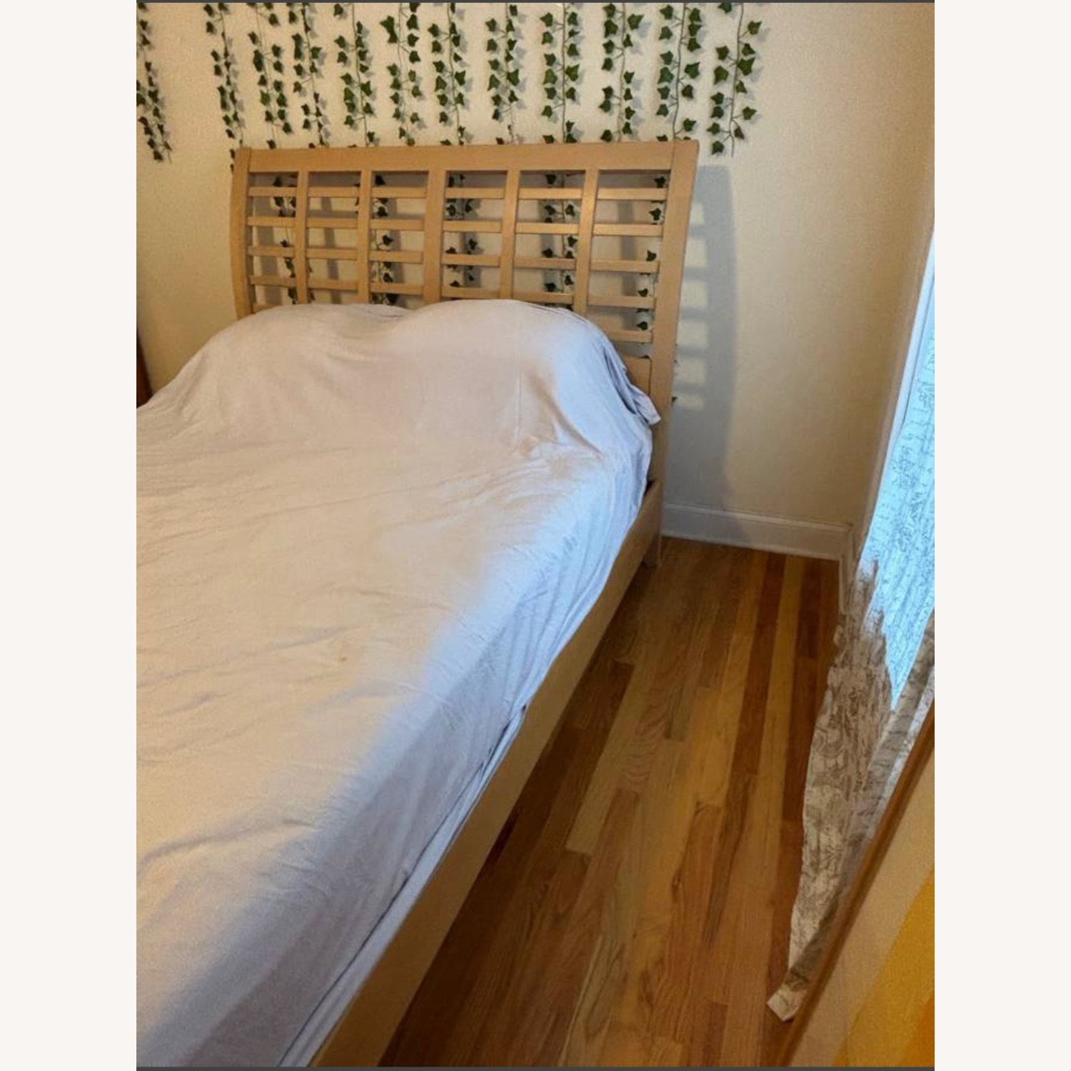 Levitz Wood Queen Bed Frame Headboard Footboard - image-7
