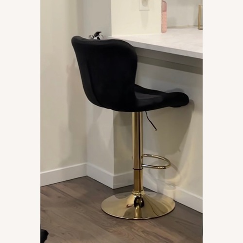 Used Bar Stools and Footrest for sale on AptDeco