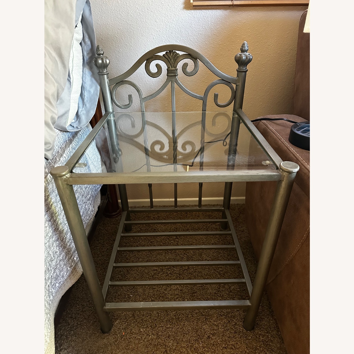 Vintage/Antique Finds Metal Queen Bed - image-6