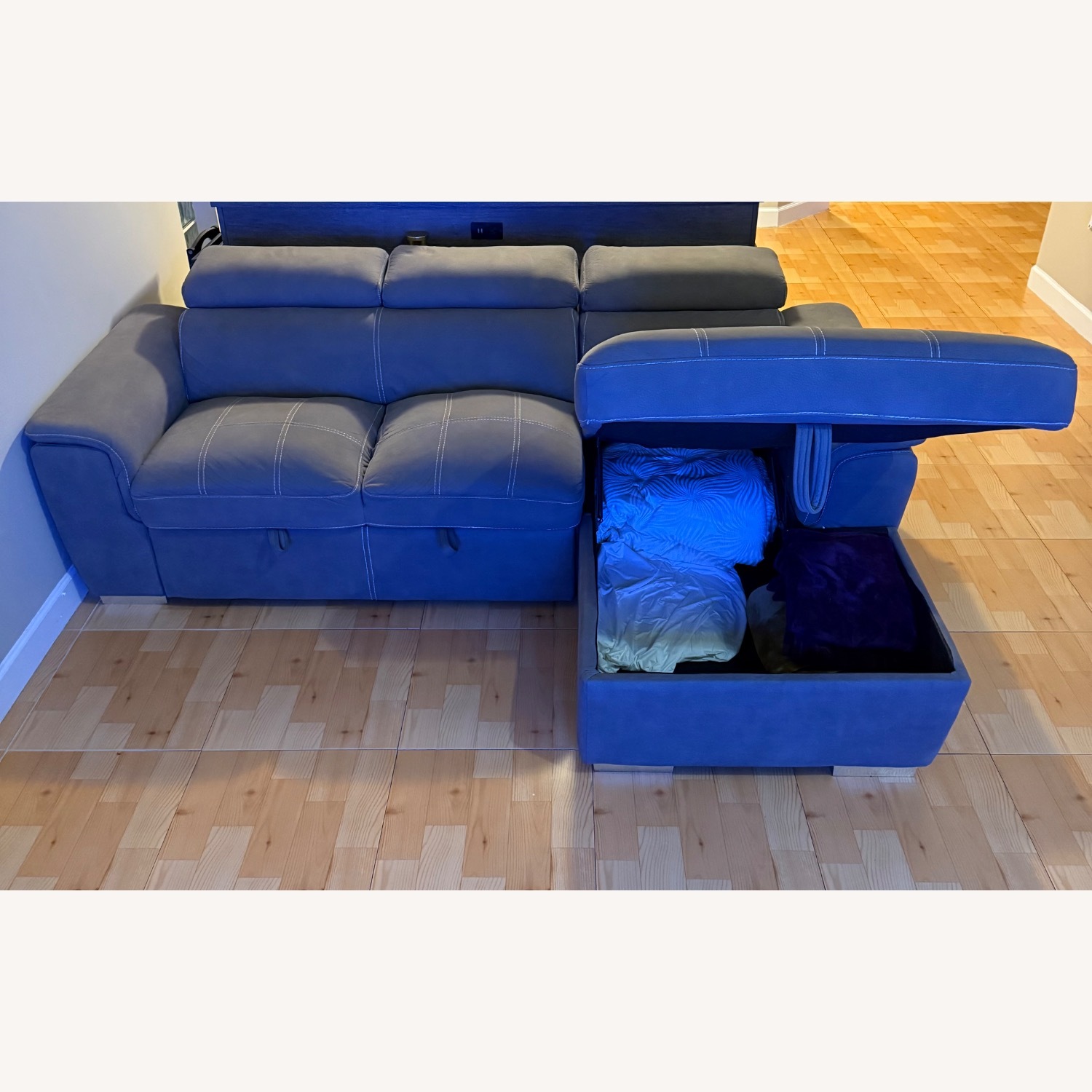 Light Gray Sleeper Sectional Sofa - image-3