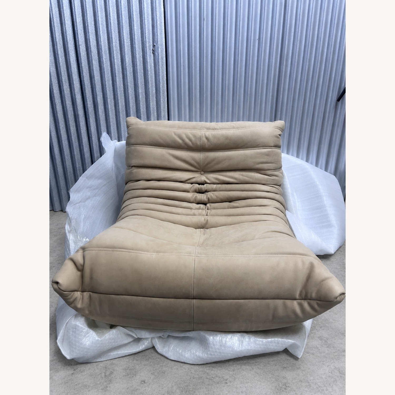 Togo Ducaroy Fireside Chair – Leather Antique - image-4