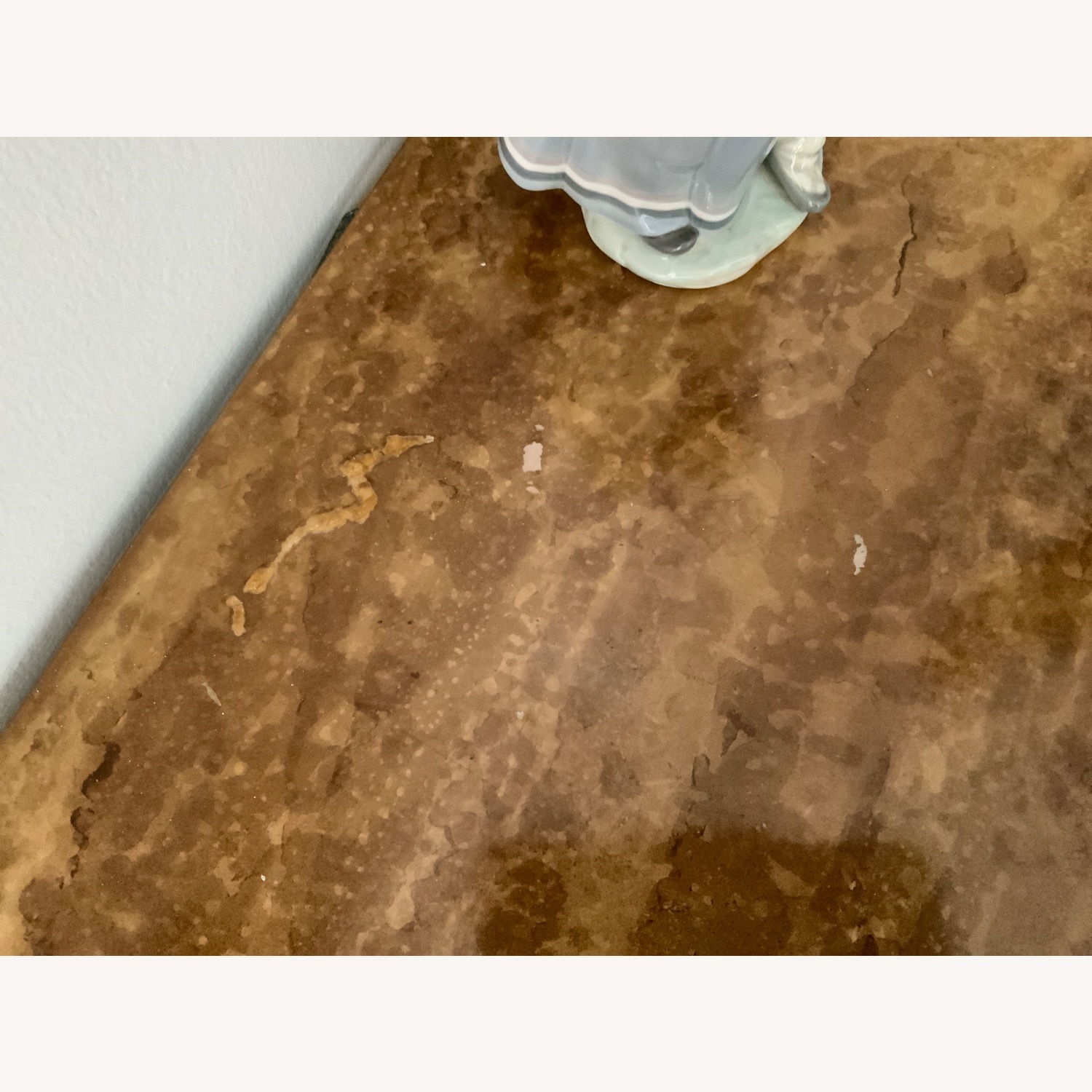 Light Brown Polyurethane Media Storage - image-4