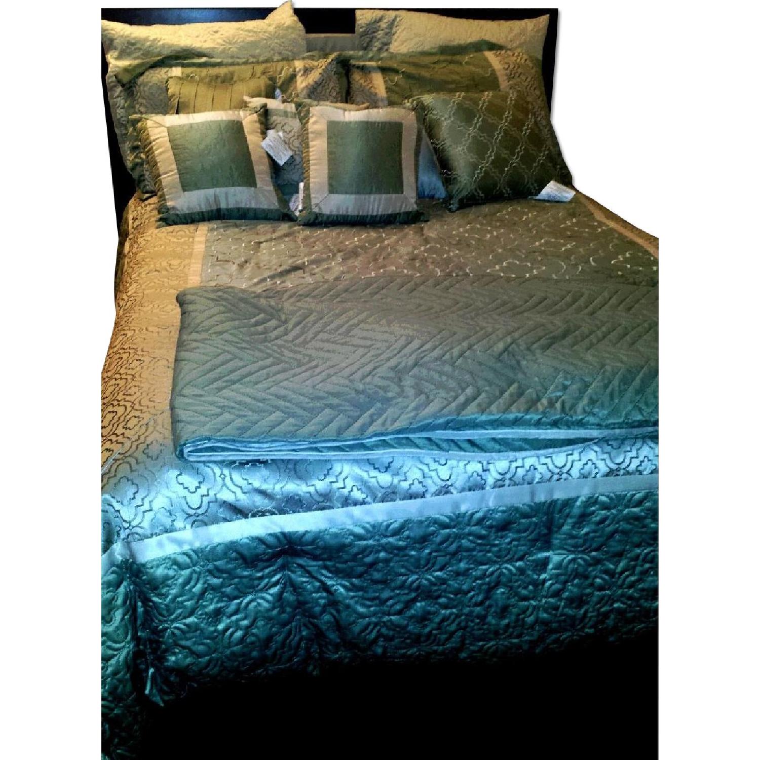 Italian Full-Sized Storage Bedframe w/ White Leather Headboard - image-0