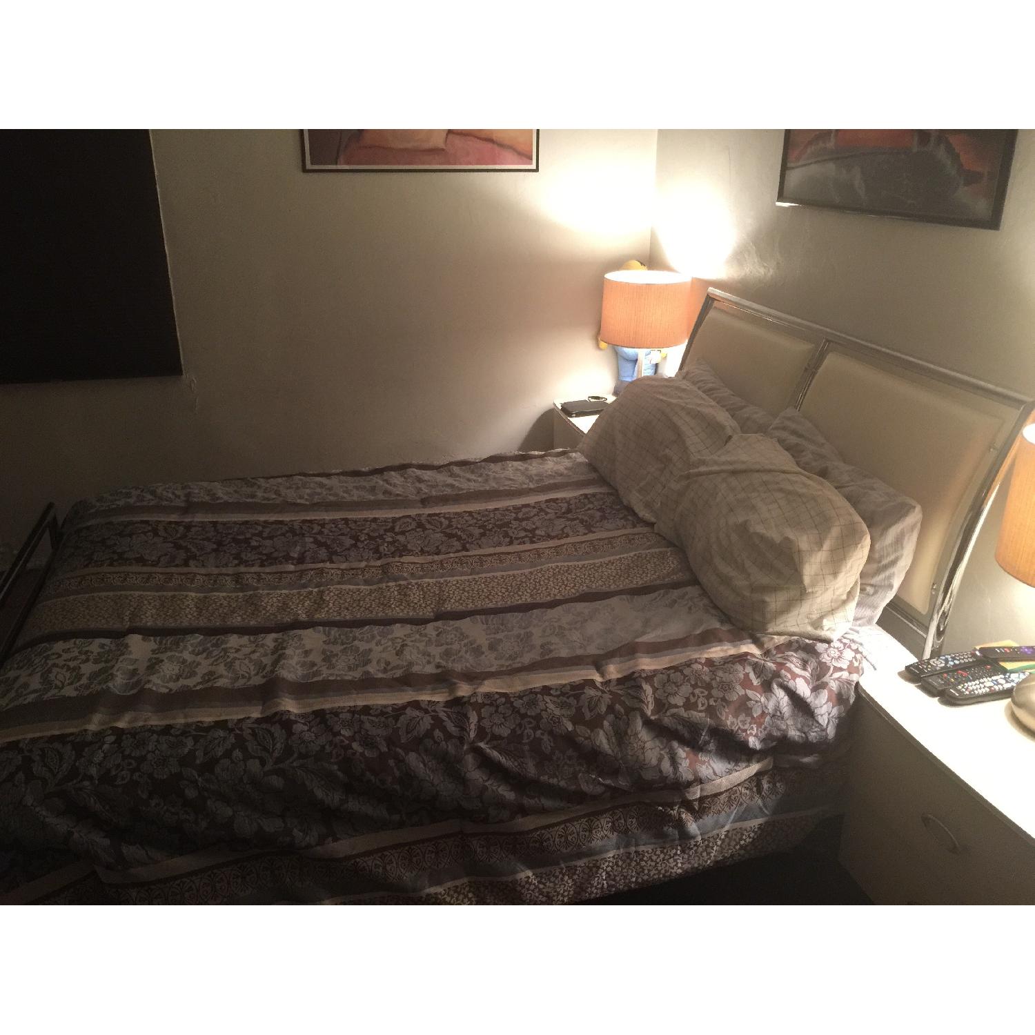 Ashley Furniture Ivory & Silver Bedroom Set - image-4