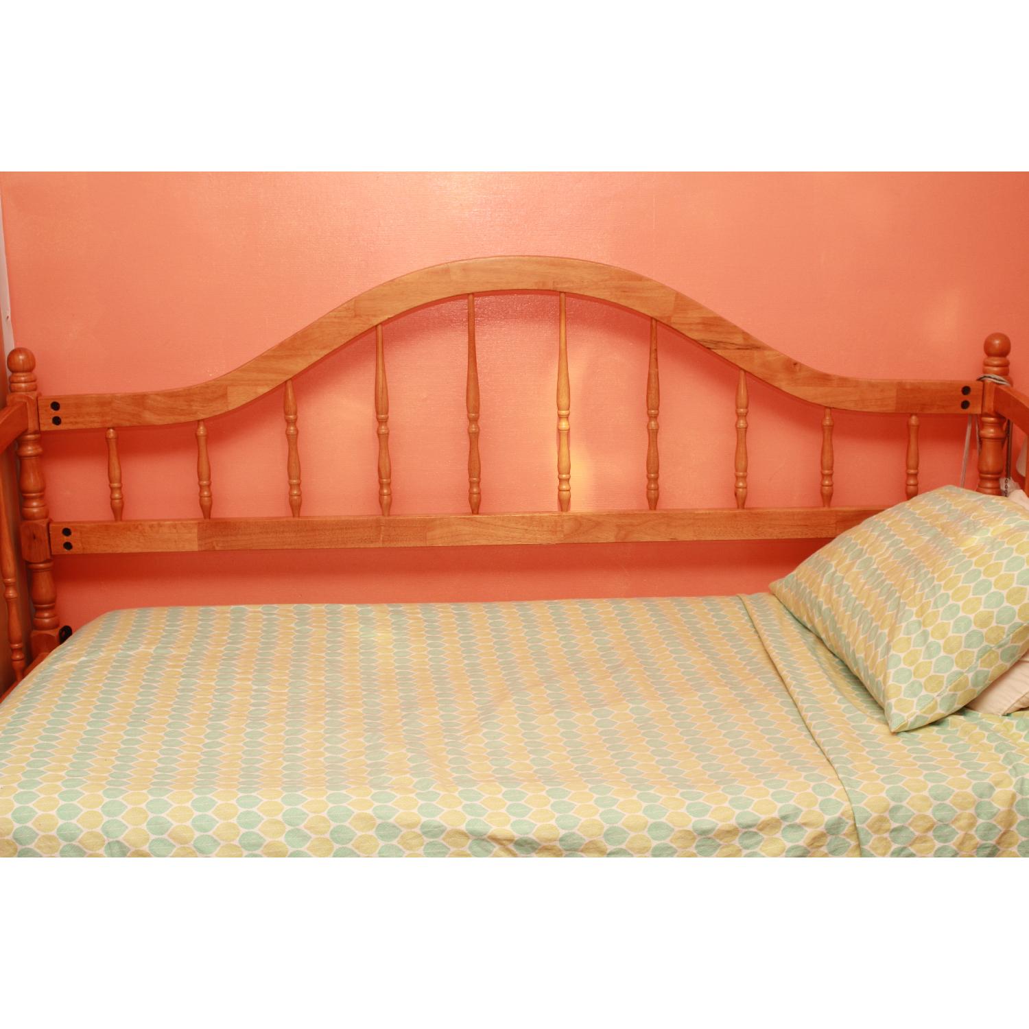 Cherrywood Daybed - image-2