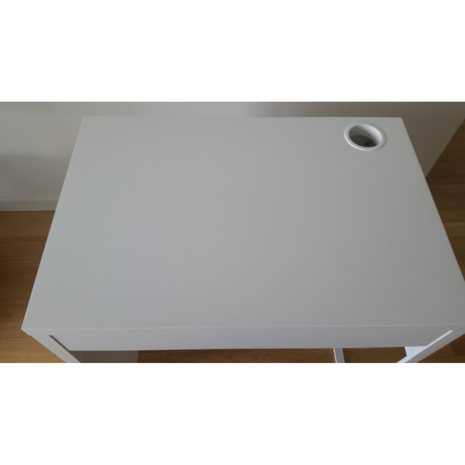 Ikea White Study Desk Aptdeco