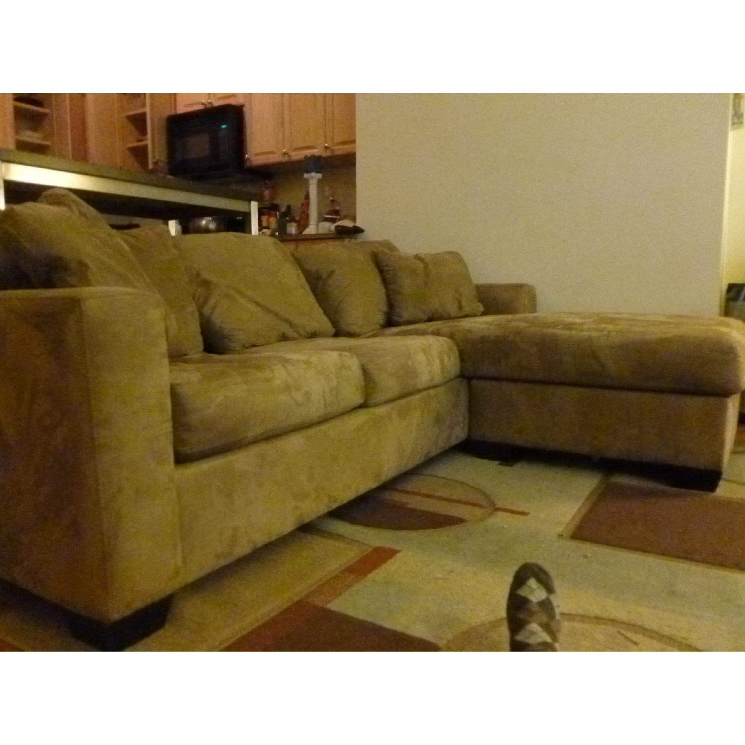 Max Home Furniture Sleeper Sofa with Chaise Lounge. - image-3