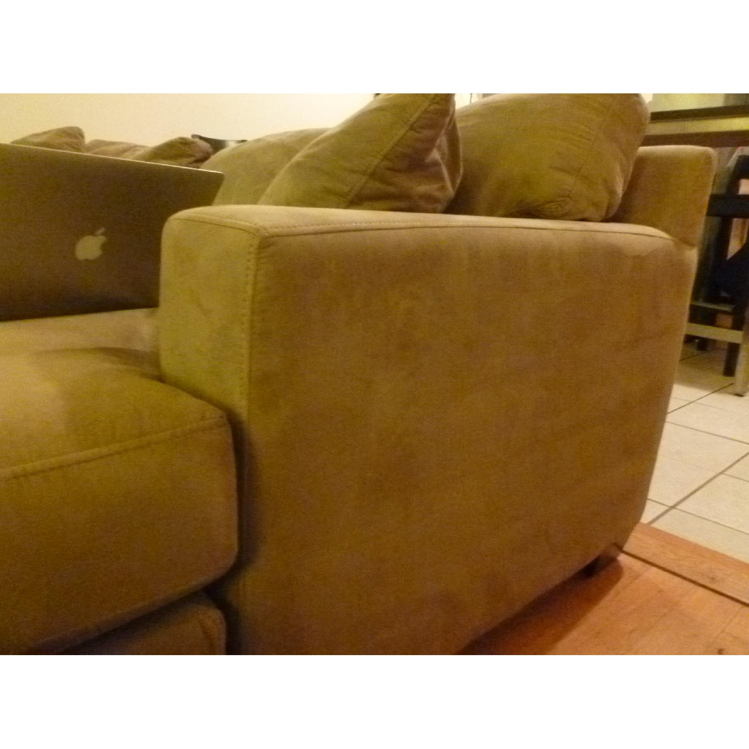 Max Home Furniture Sleeper Sofa with Chaise Lounge. - image-7