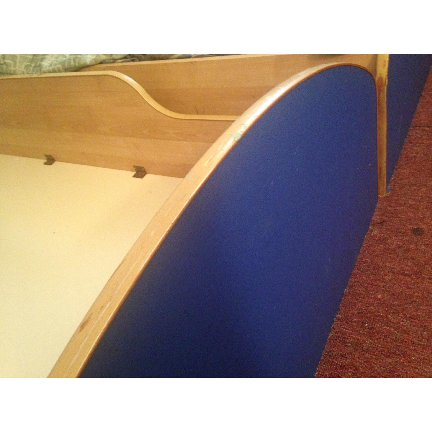 Ashley's Kid/Teen Bunk Bed Loft Set - image-2