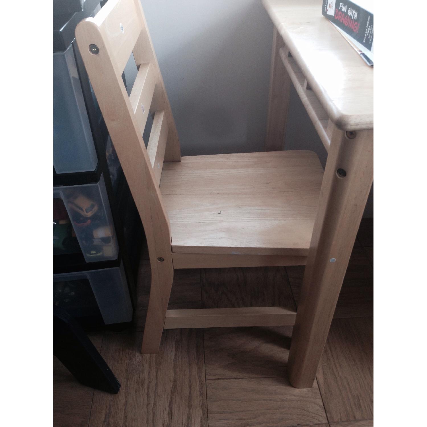 Lipper International Inc. Childrens Rectangular Table w/ 2 Chairs - image-5