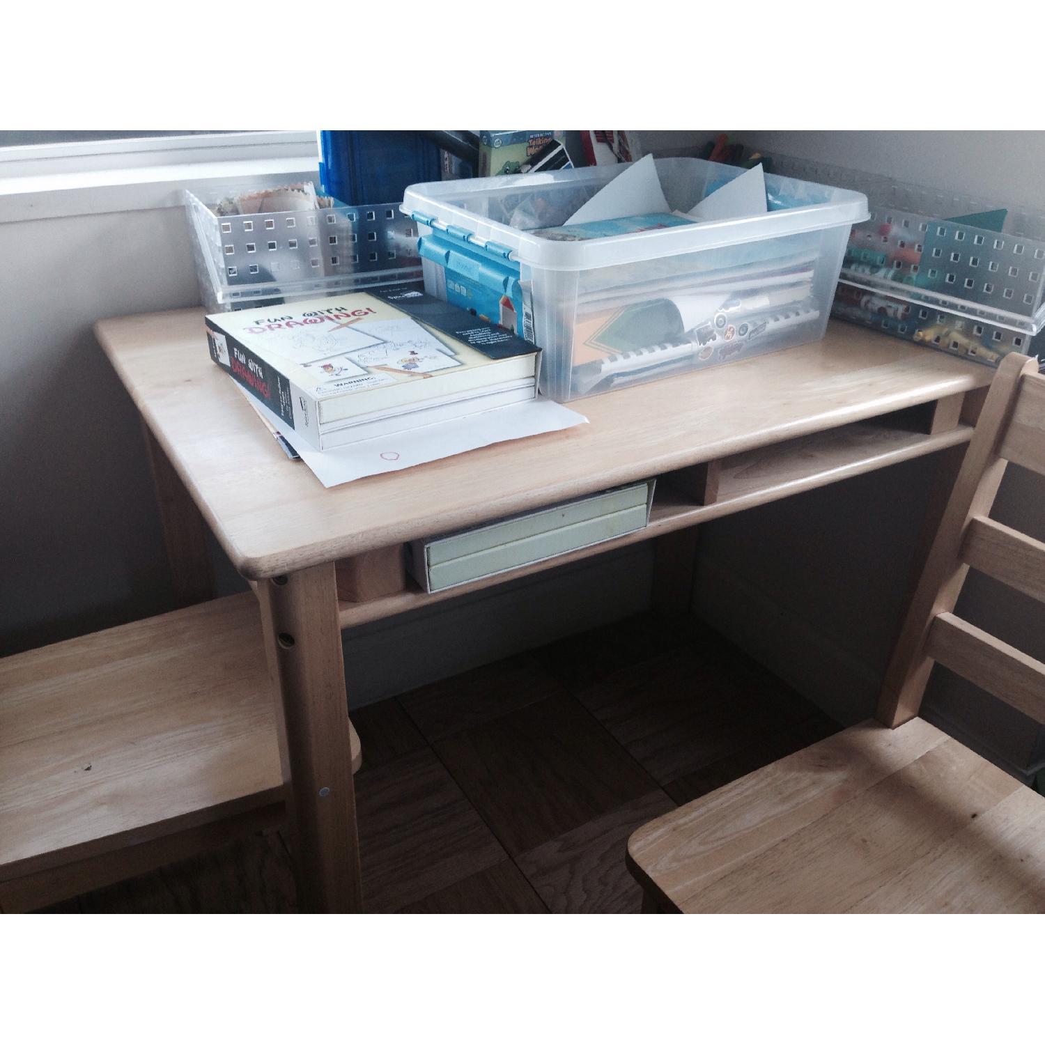 Lipper International Inc. Childrens Rectangular Table w/ 2 Chairs - image-7