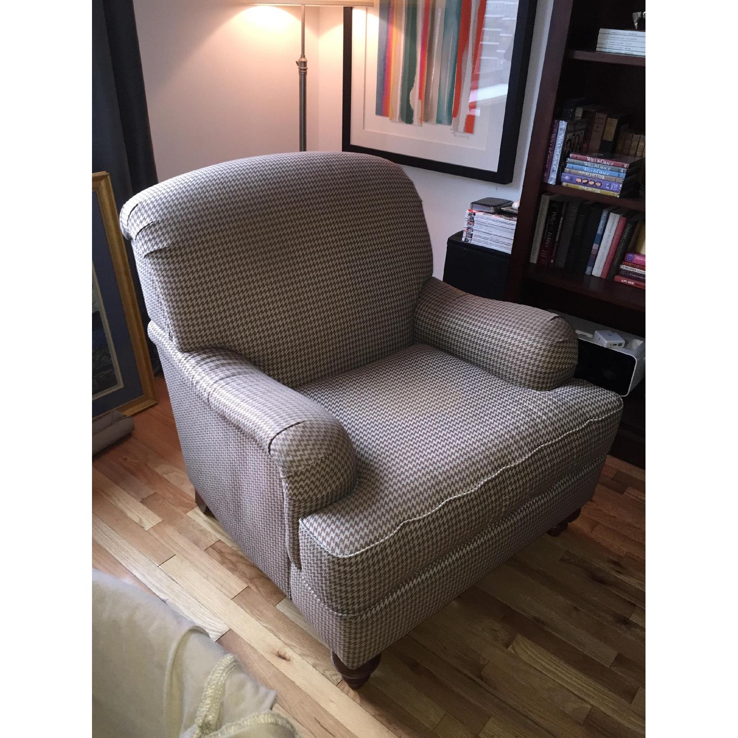 Haverty's Houndstooth Oversized Chair - image-2