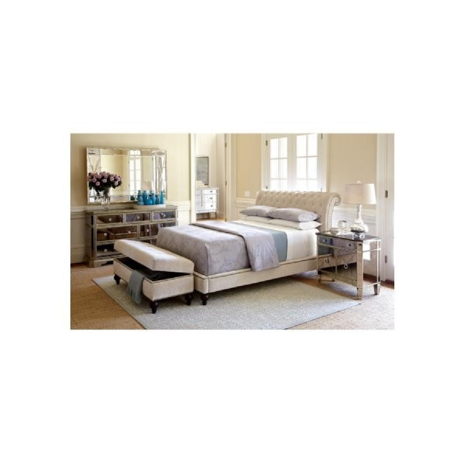 Victoria Queen Bedroom Set - image-1