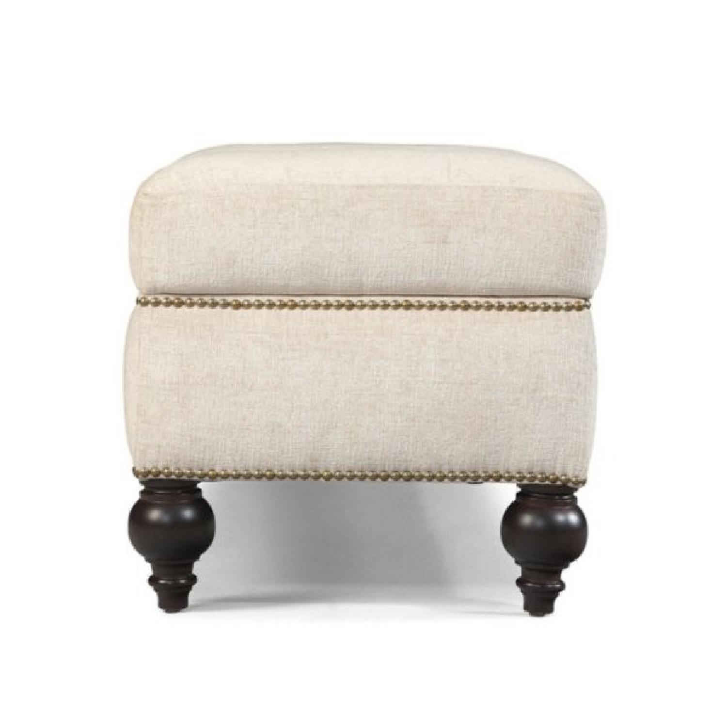 Victoria Queen Bedroom Set - image-9