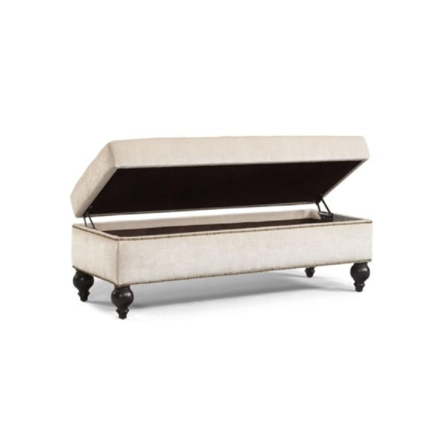Victoria Queen Bedroom Set - image-10