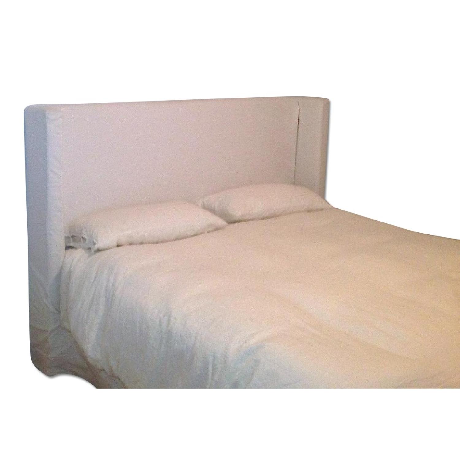 Restoration Hardware Belgian Shelter Slipcovered Headboard & Bed FZrame