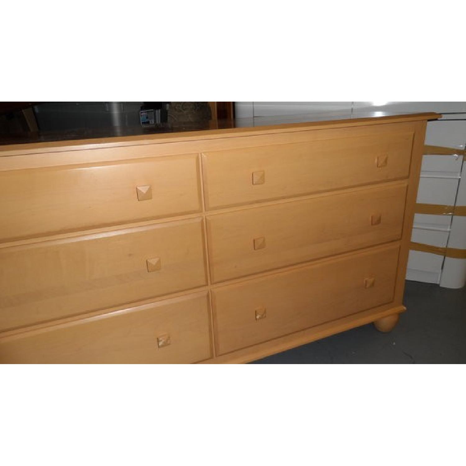 Ethan Allen Solid Wood Queen Bedroom Set AptDeco