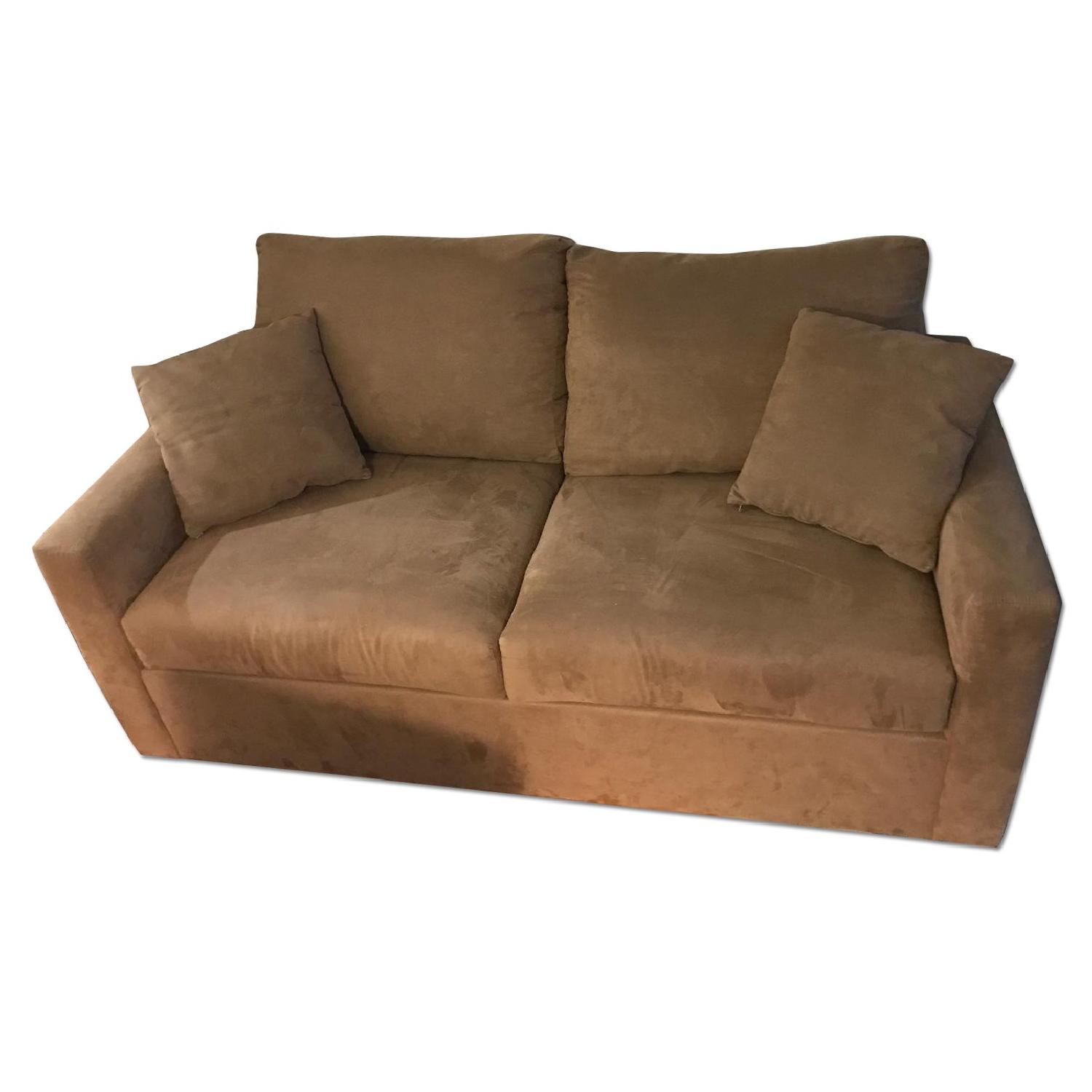 Bob's Couch w/ Full Memory Foam Sleeper AptDeco
