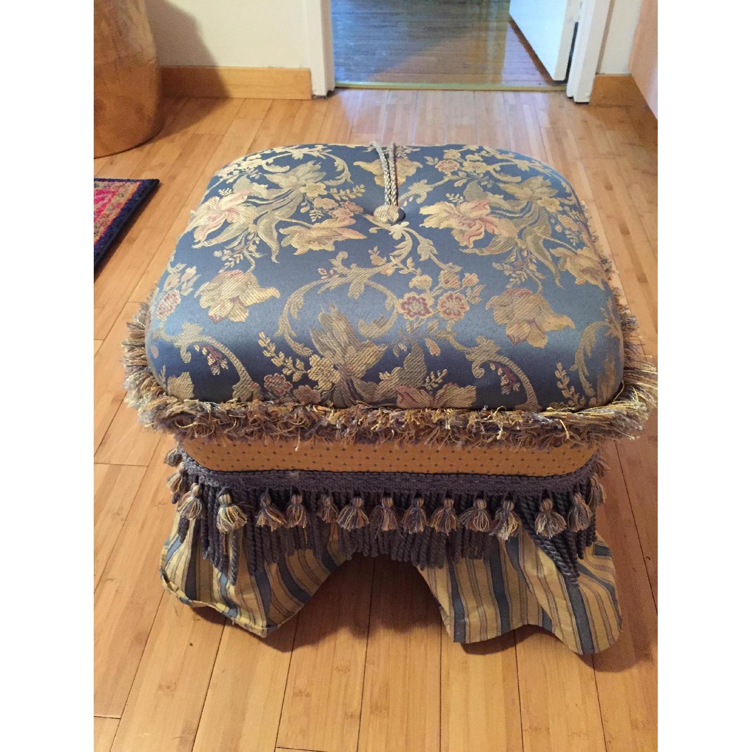 Antique Style Ottoman - image-4
