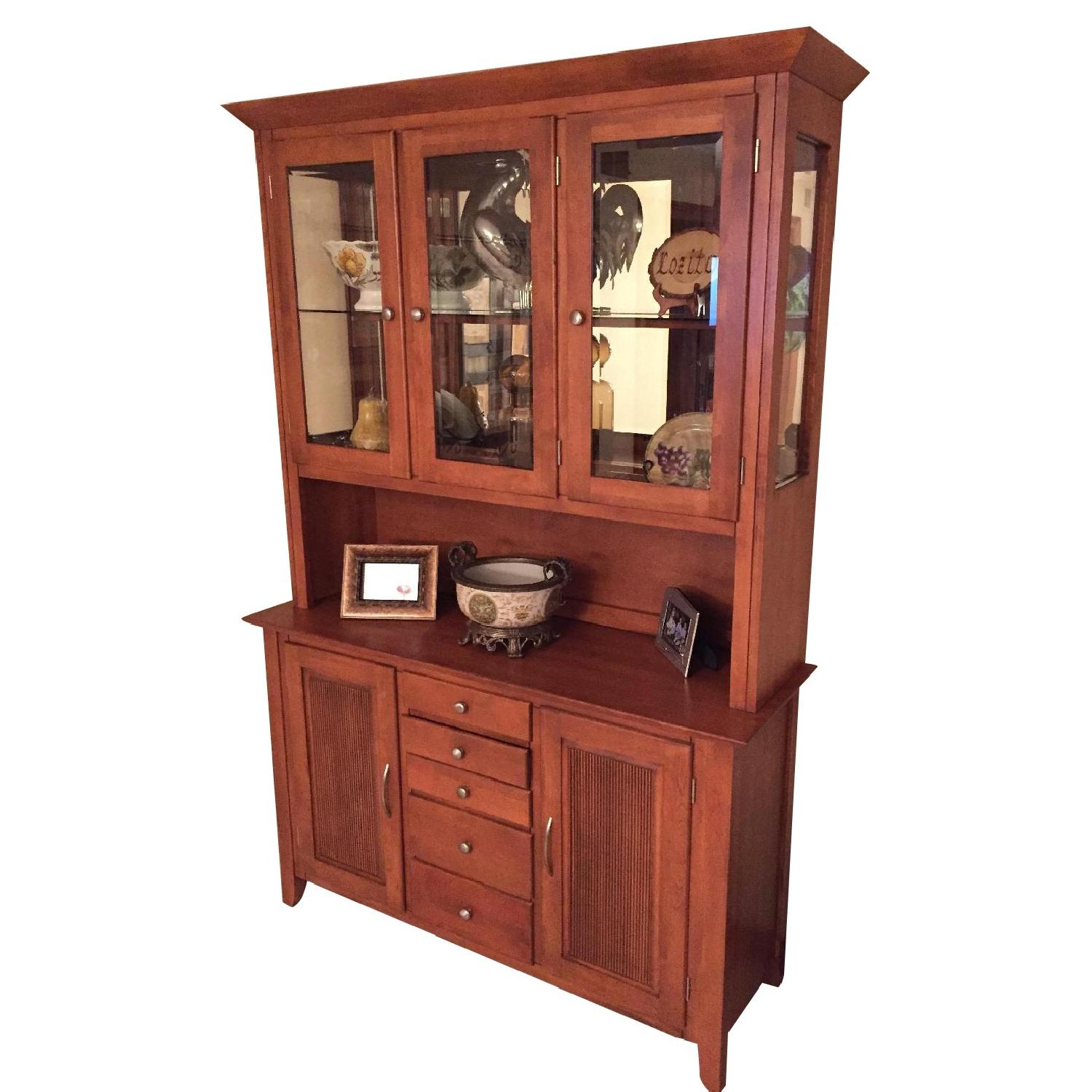 Canadel Dining Table w/ 6 Chairs + Matching Hutch - image-6