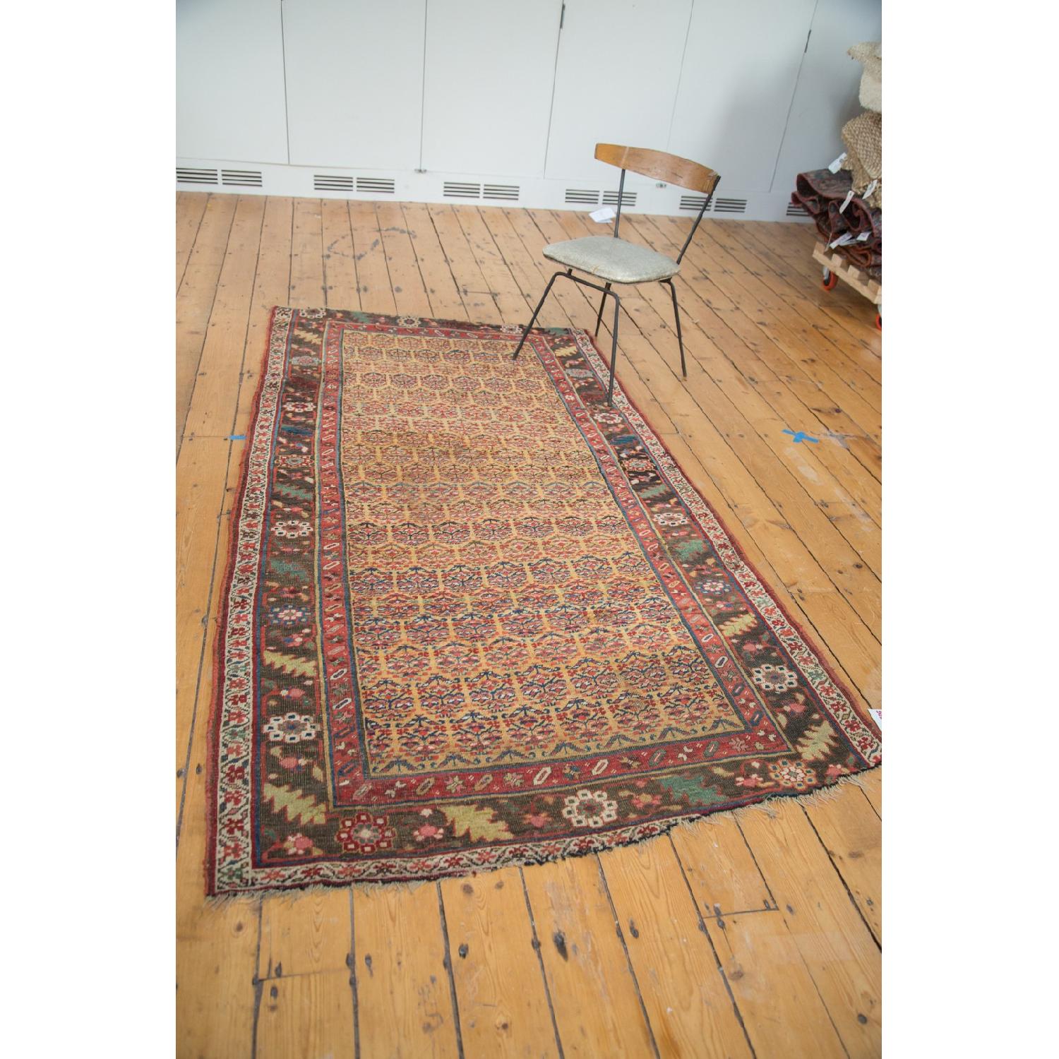 Antique Halvai Bijar Rug - image-1