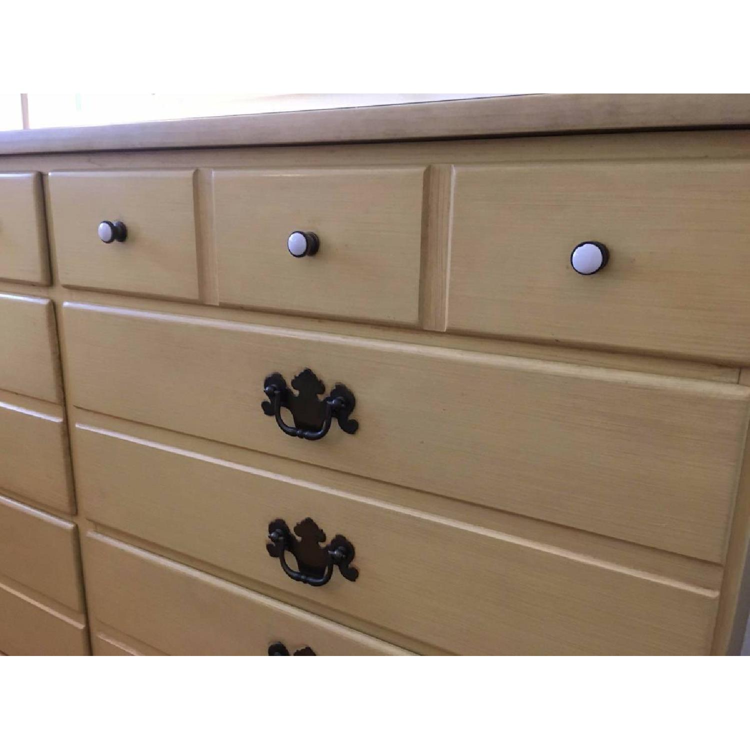 Ethan Allen Vintage 6-Drawer Yellow Dresser - image-4