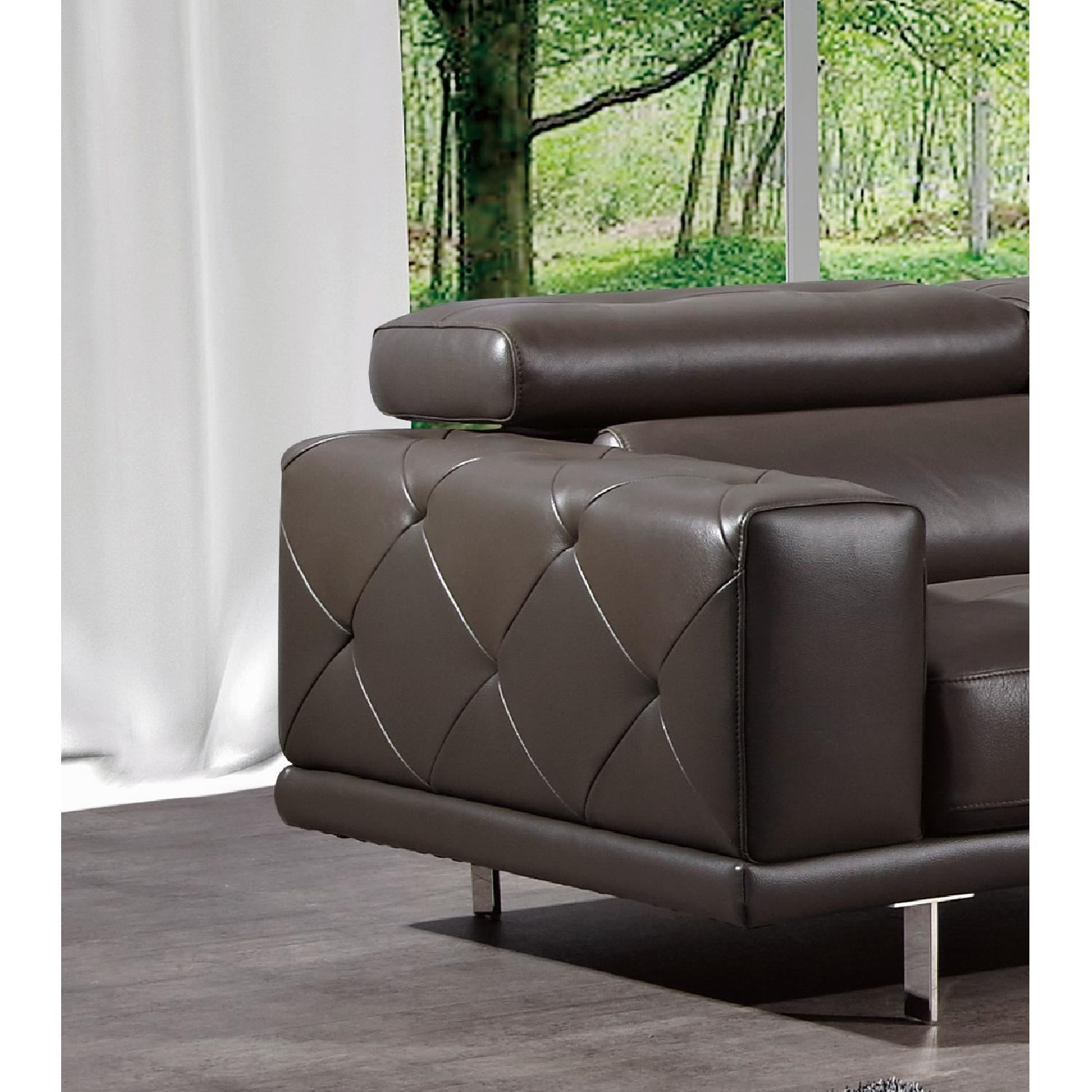 Modern Style Sofa w/ Adjustable Headrests & Tufted Sides in Grey Color