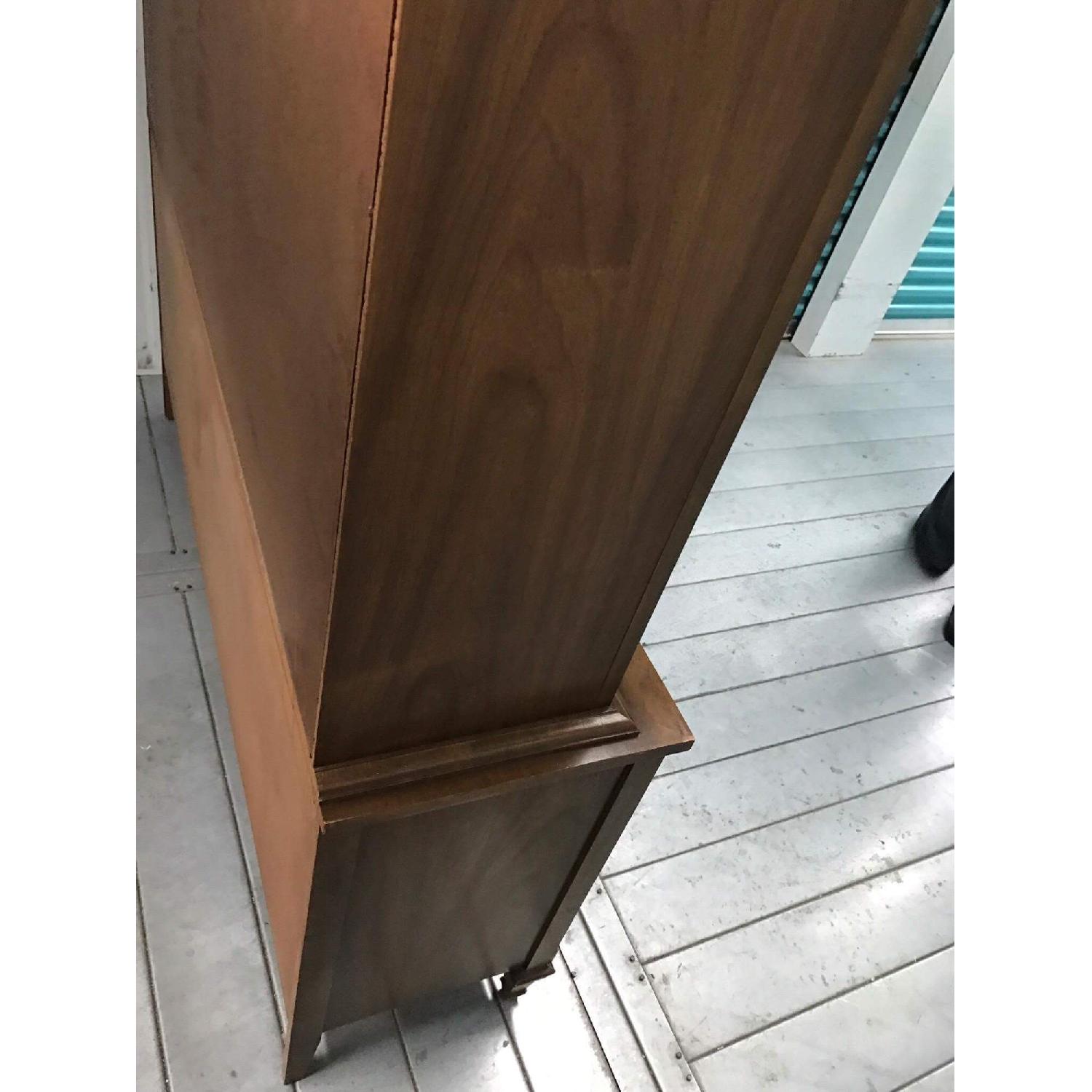 Vintage 1970s China Cabinet - image-18