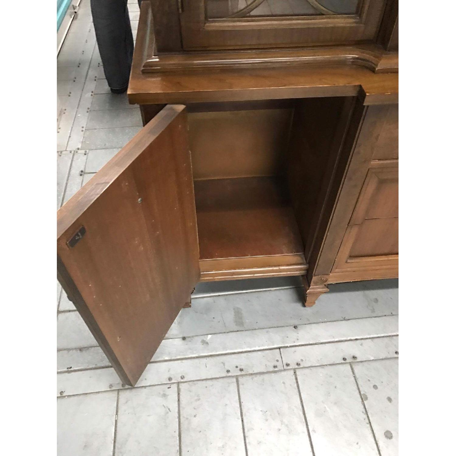 Vintage 1970s China Cabinet - image-31